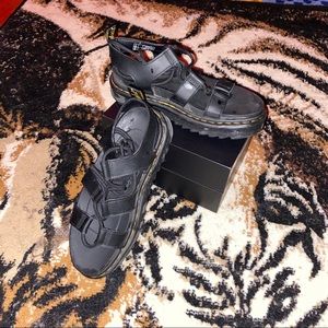 DR. MARTENS NARTILLA SANDAL